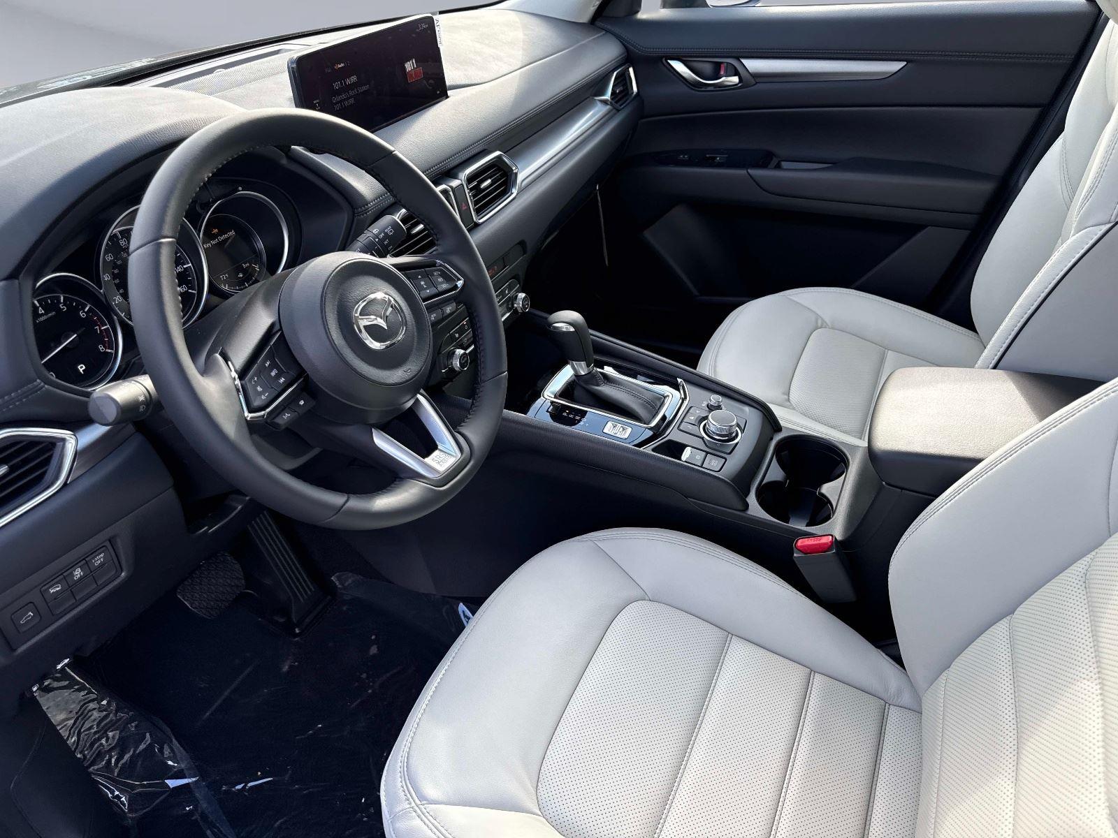 2025 Mazda CX-5 2.5 S Preferred Package