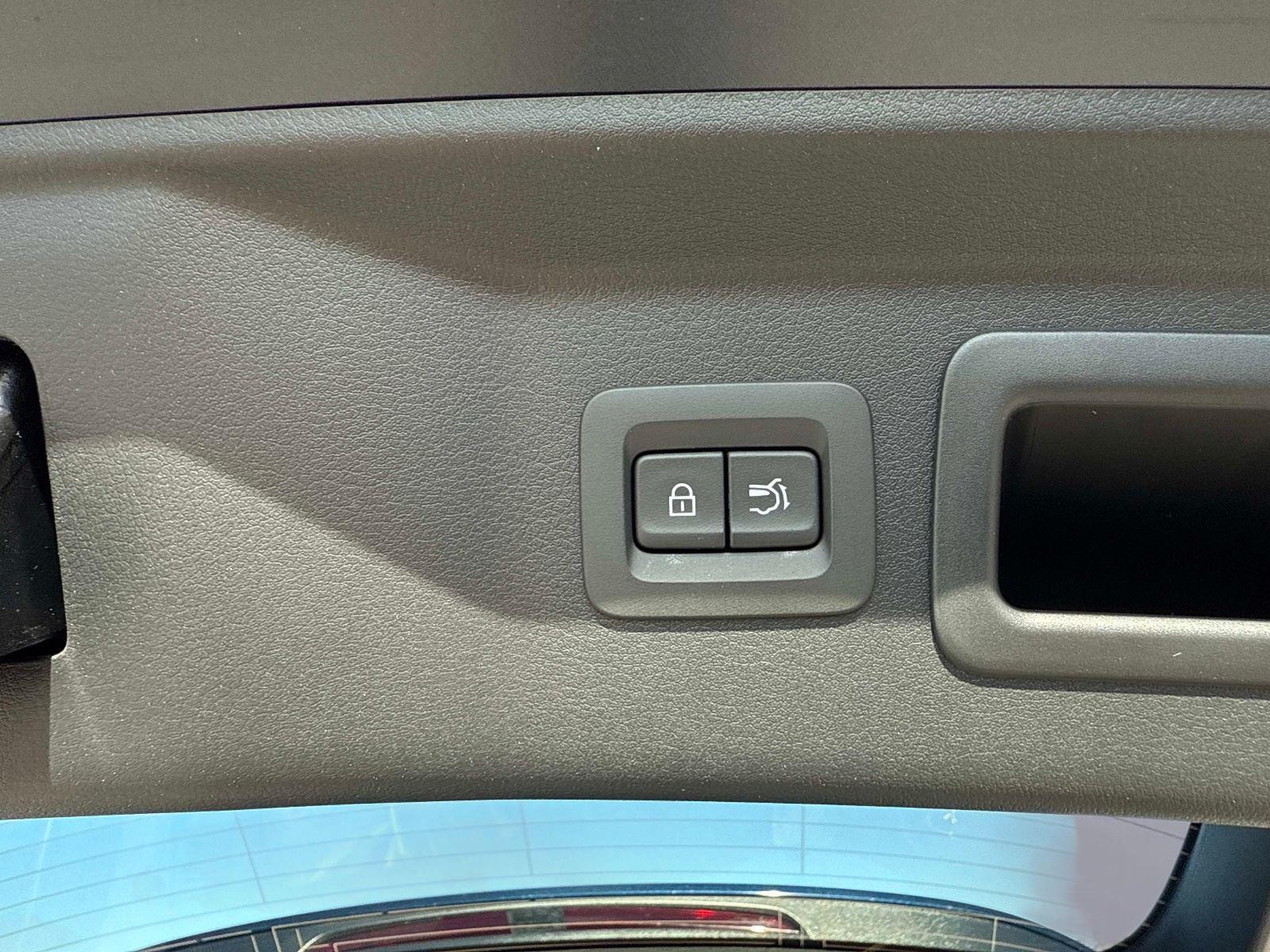 2026 Mazda CX-90 Select