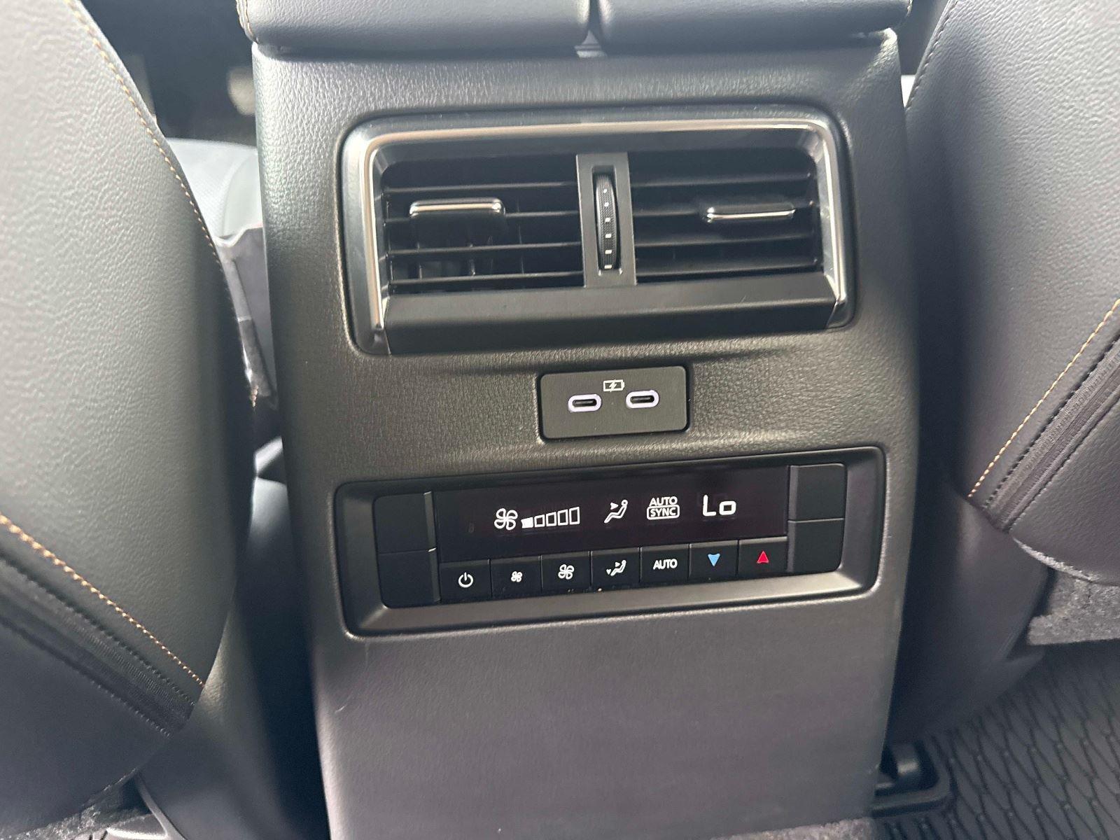 2025 Mazda CX-90 Preferred Package