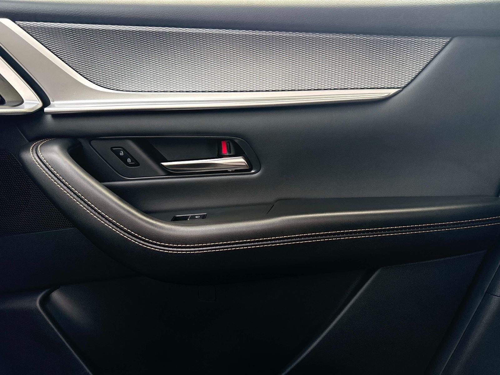 2025 Mazda CX-90 Preferred Package