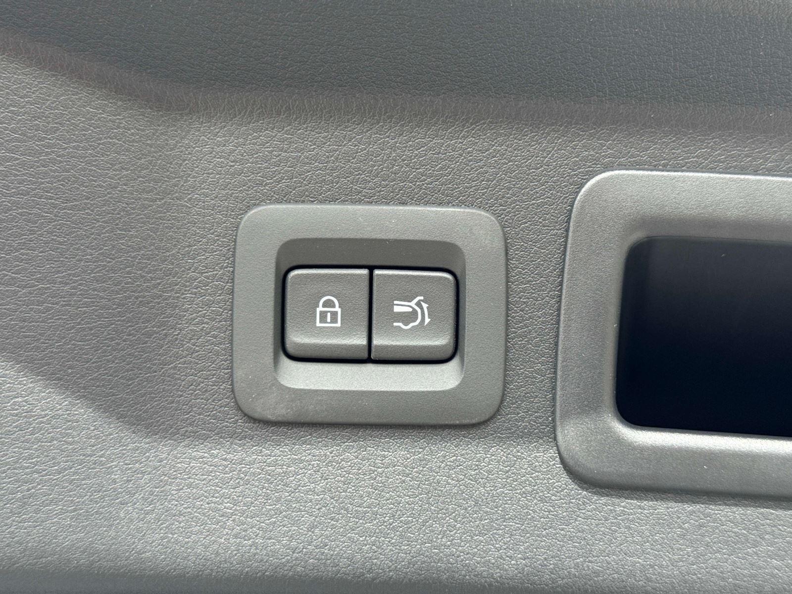 2026 Mazda CX-90 Select