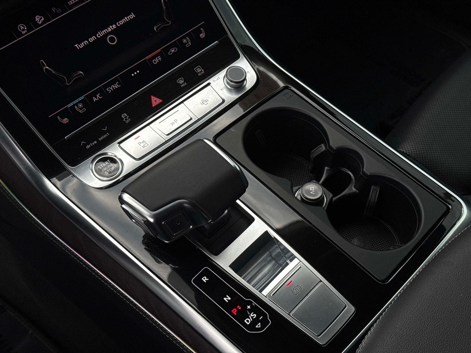 2023 Audi Q8 Prestige