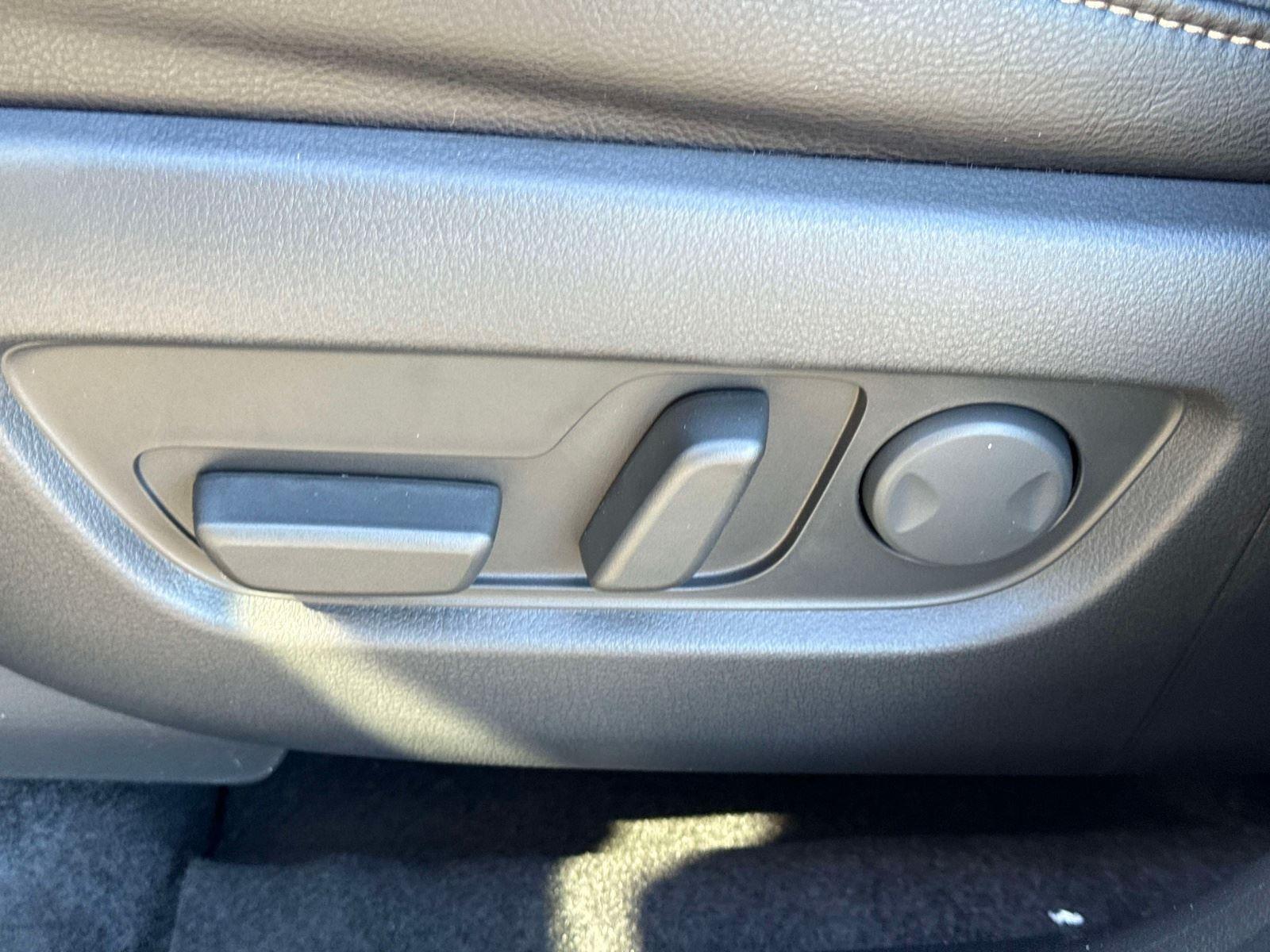 2026 Mazda CX-90 Select