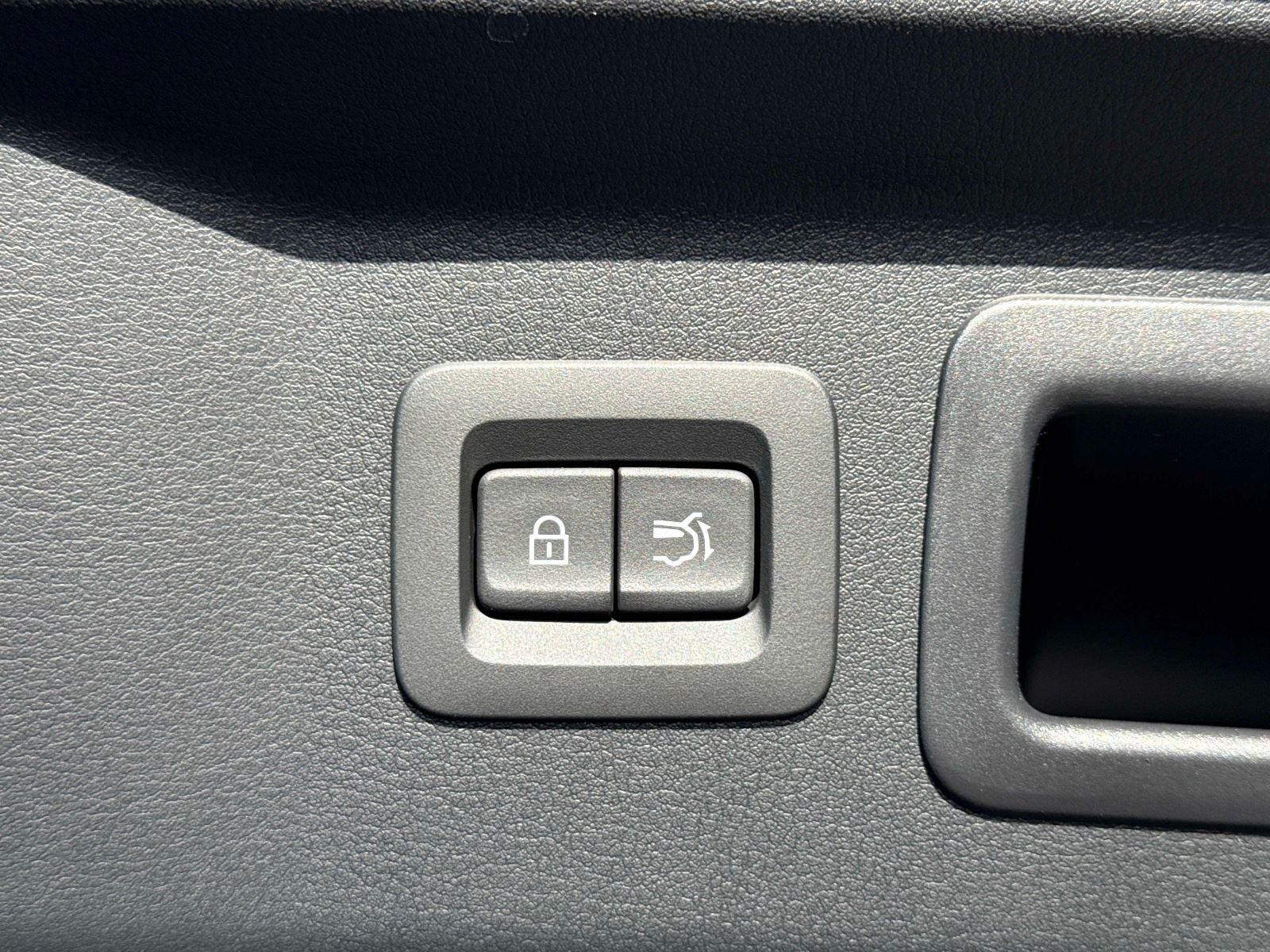 2026 Mazda CX-90 Select