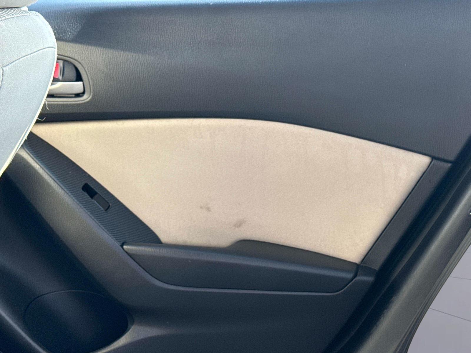 2015 Mazda Mazda3 i Touring