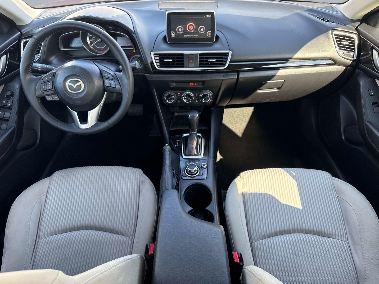 2015 Mazda Mazda3 i Touring