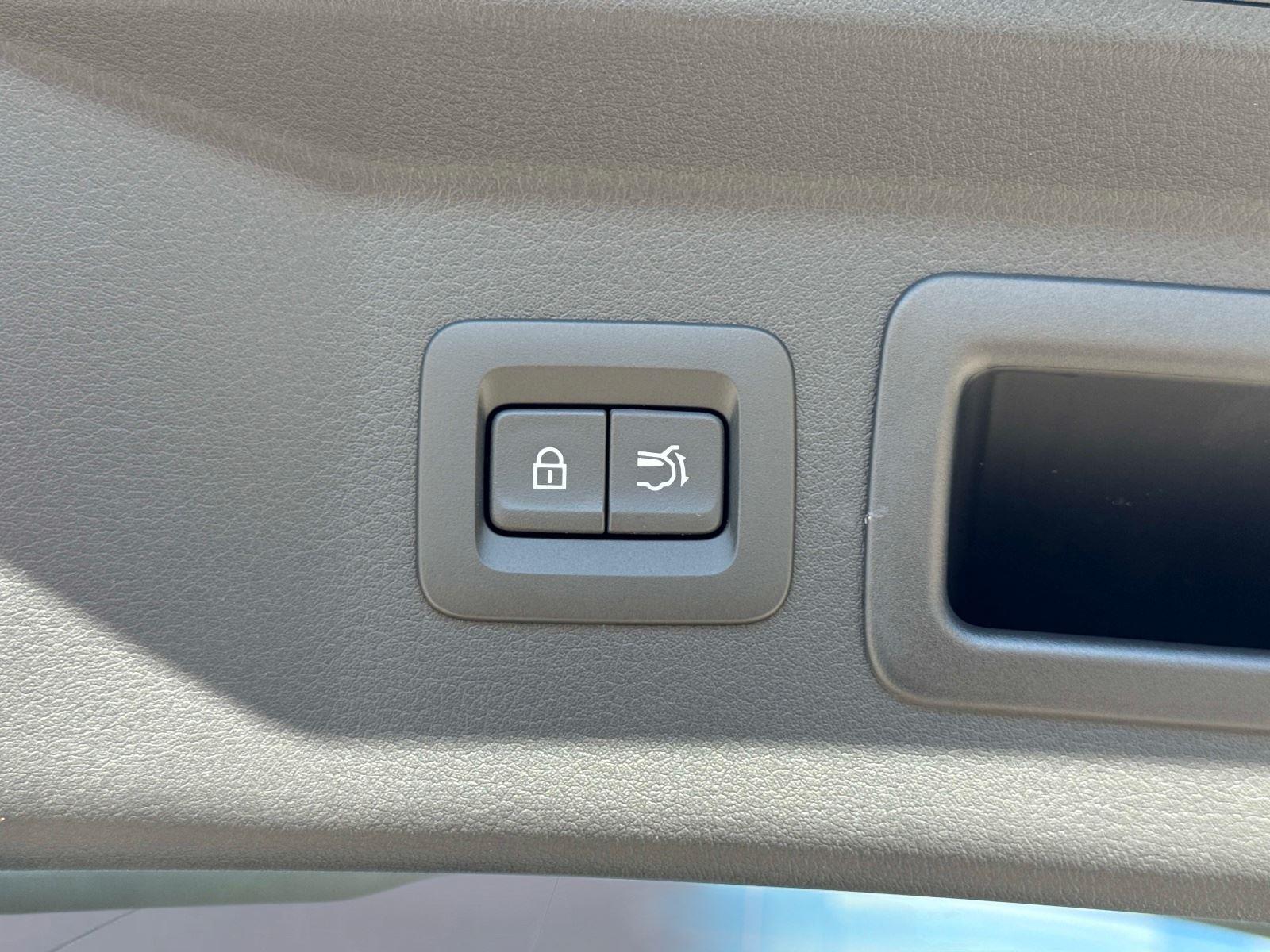 2026 Mazda CX-90 Select