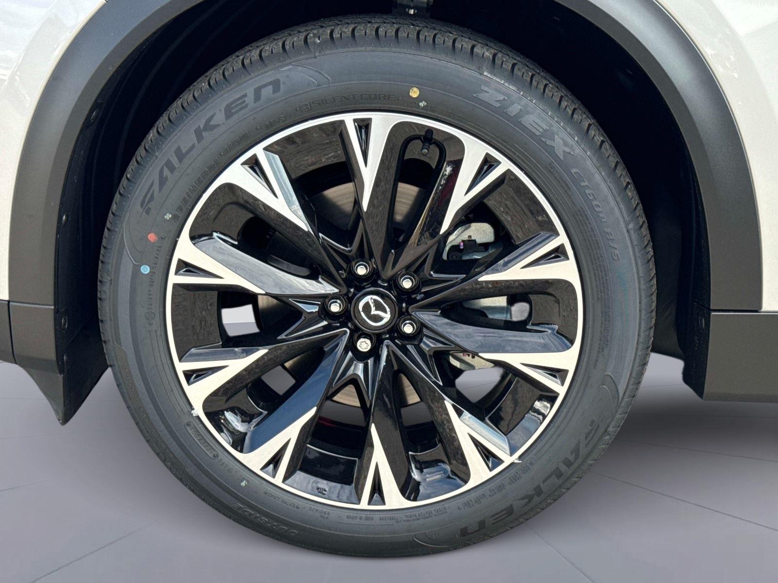 2026 Mazda CX-90 PHEV Premium Plus