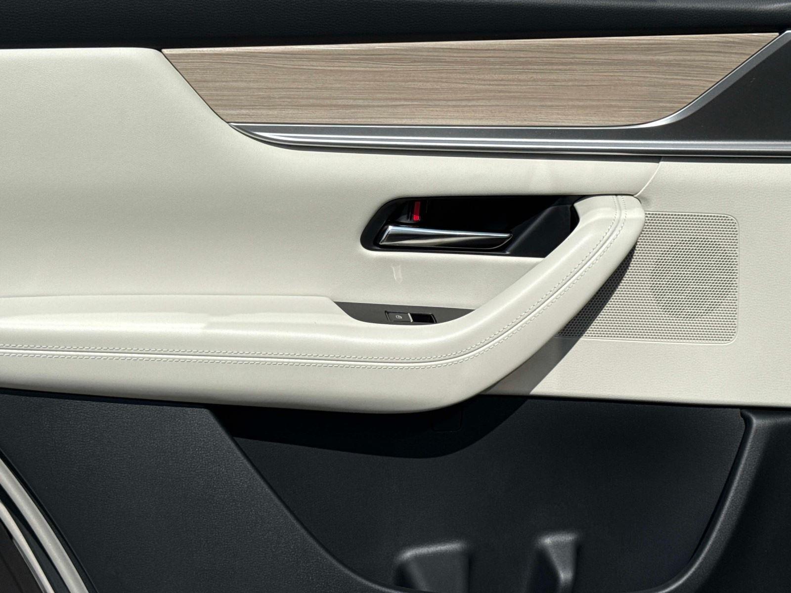 2026 Mazda CX-90 PHEV Premium Plus