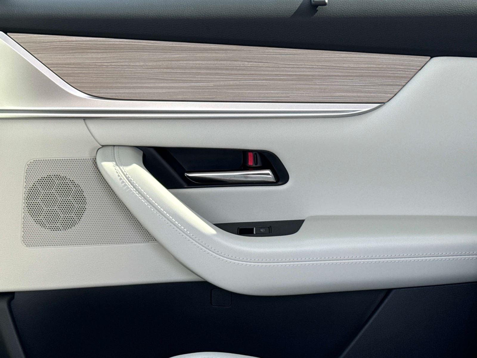 2026 Mazda CX-90 PHEV Premium Plus