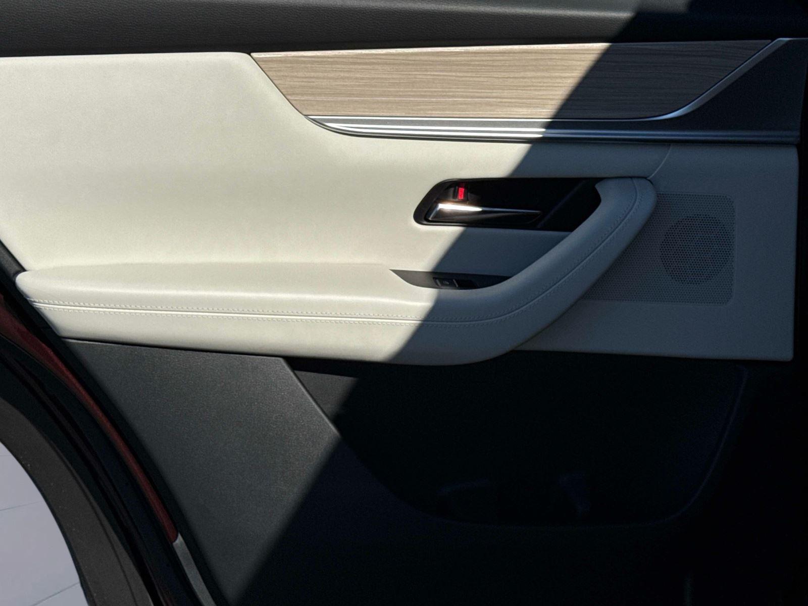 2026 Mazda CX-90 Premium Plus