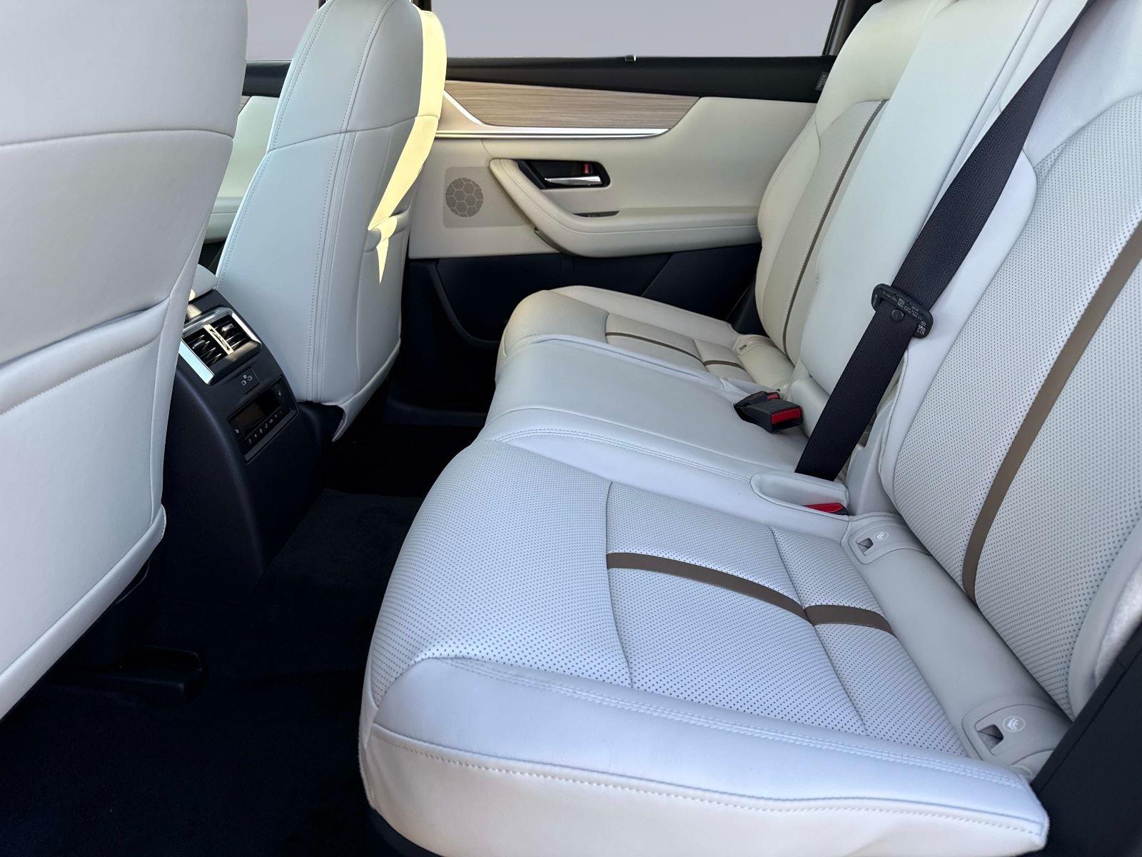 2026 Mazda CX-90 Premium Plus