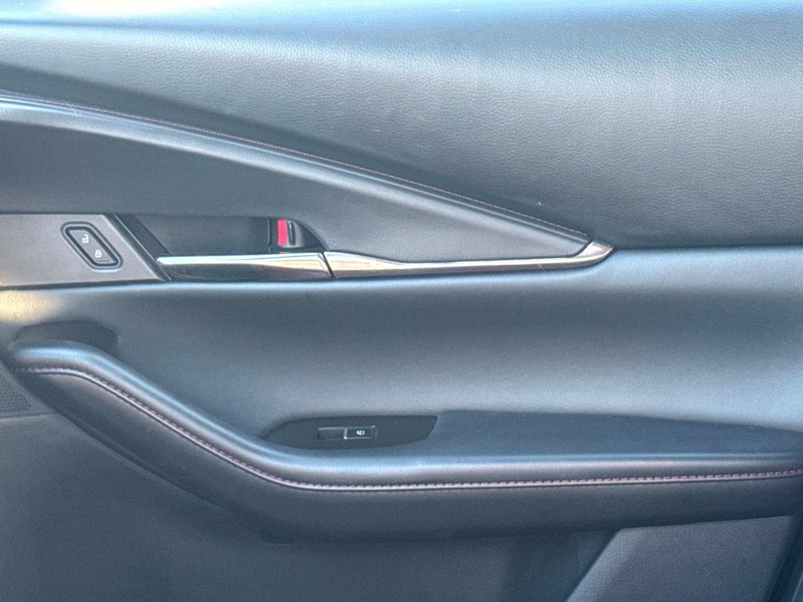 2025 Mazda CX-30 2.5 S Carbon Edition