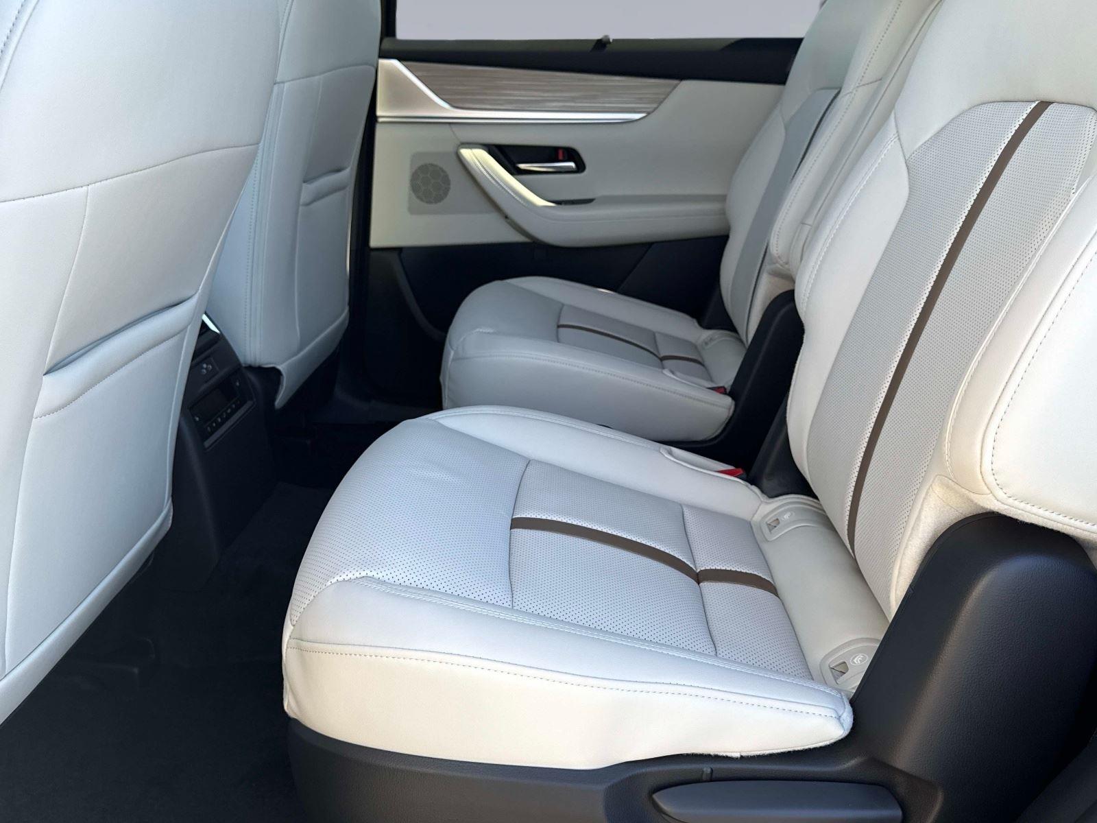 2026 Mazda CX-90 PHEV Premium Plus