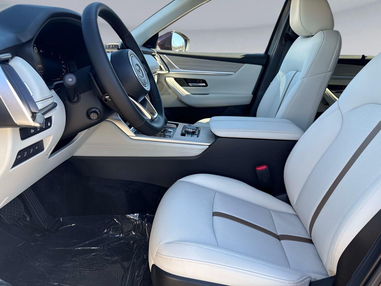 2026 Mazda CX-90 PHEV Premium Plus