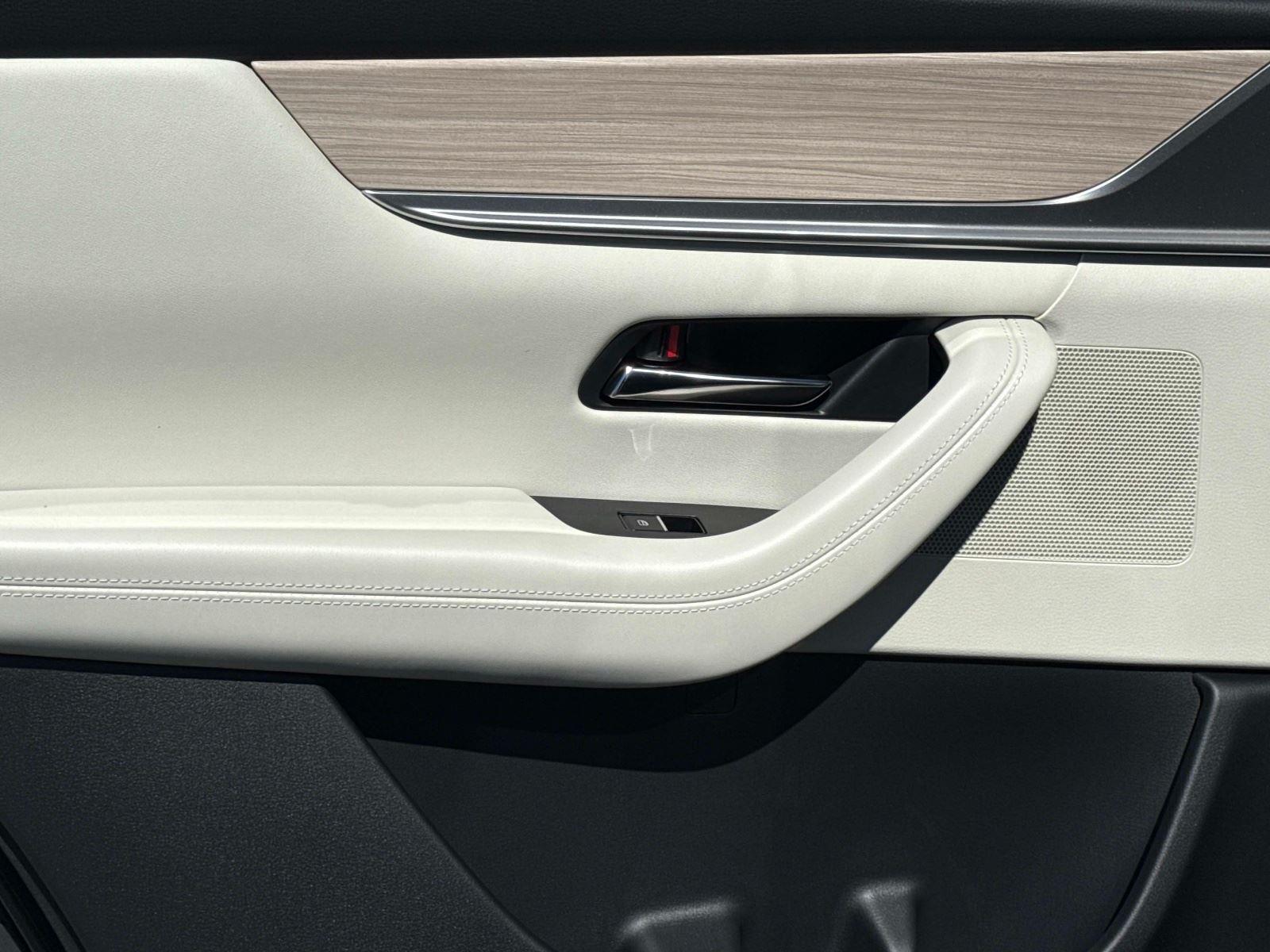 2026 Mazda CX-90 PHEV Premium Plus