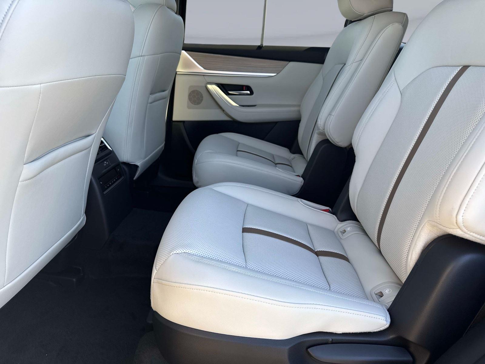 2026 Mazda CX-90 PHEV Premium Plus