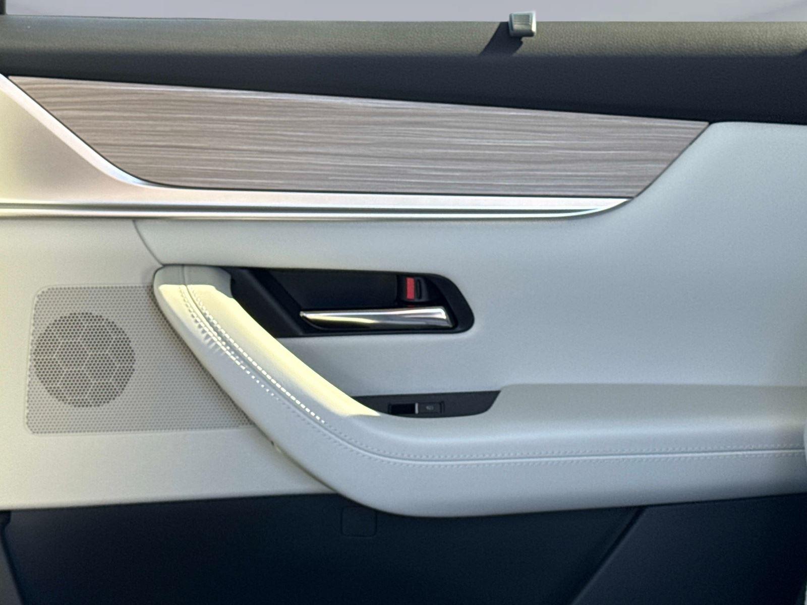 2026 Mazda CX-90 PHEV Premium Plus