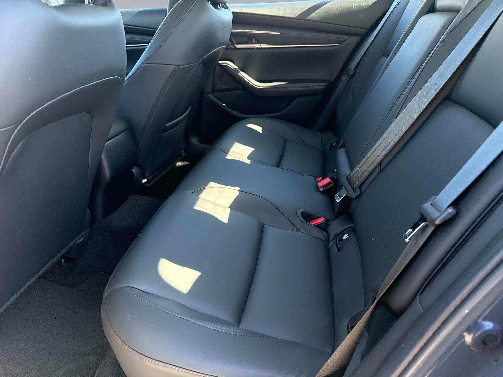 2025 Mazda Mazda3 Sedan 2.5 S Select Sport