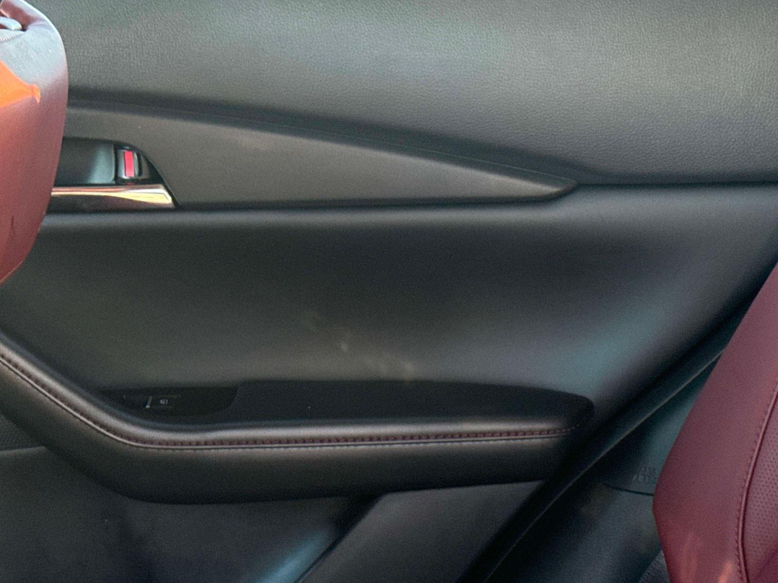 2025 Mazda CX-30 2.5 S Carbon Edition