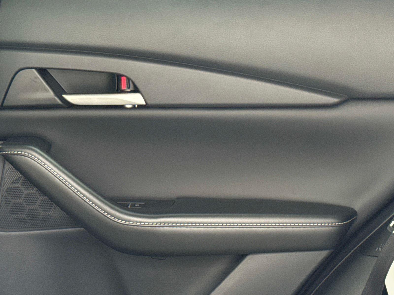 2026 Mazda CX-30 2.5 S Aire Edition