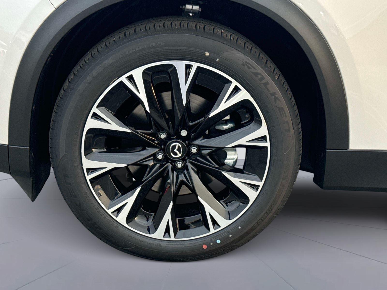 2026 Mazda CX-90 PHEV Premium Plus