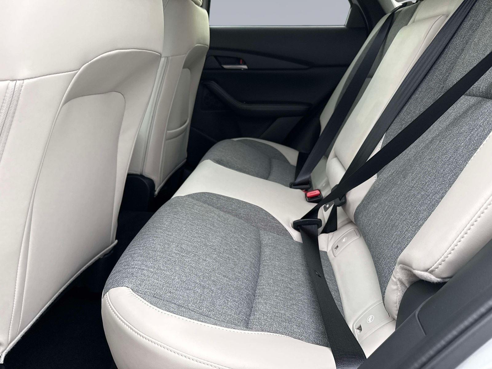 2026 Mazda CX-30 2.5 S Aire Edition