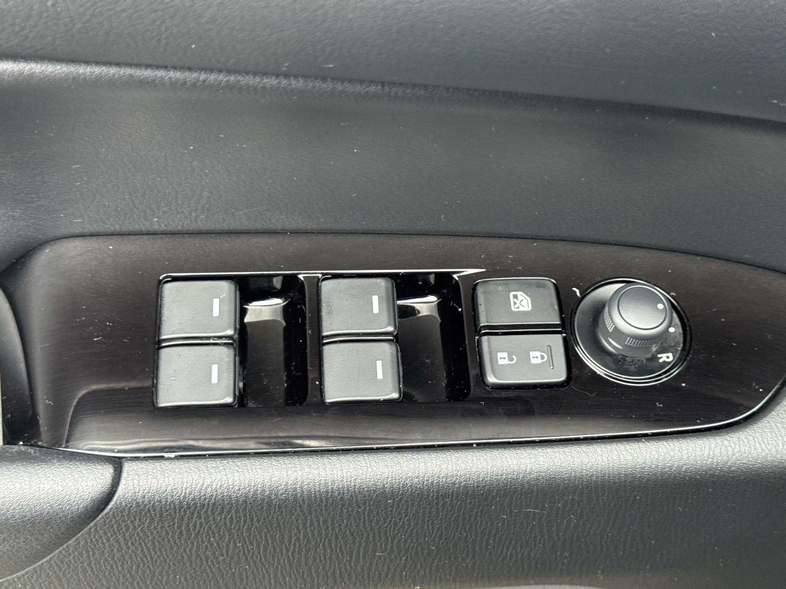 2024 Mazda CX-5 2.5 S Preferred Package