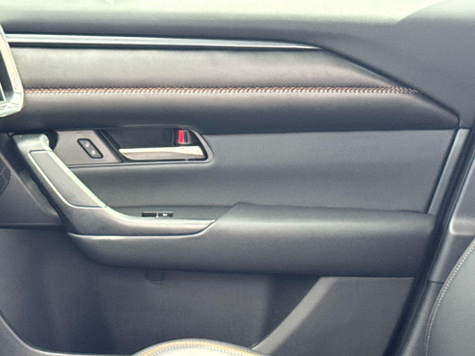 2026 Mazda CX-50 Hybrid Premium Plus