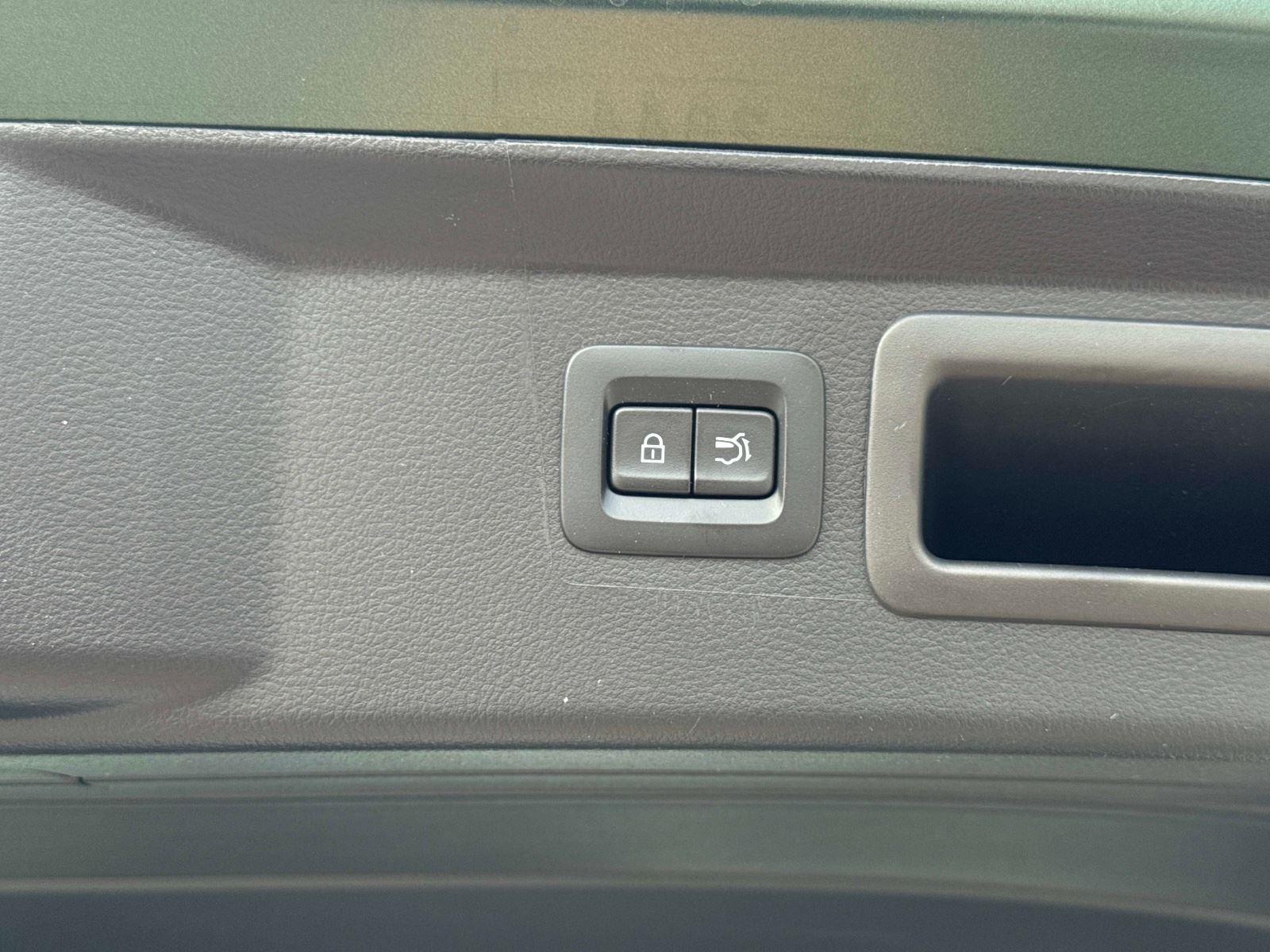 2026 Mazda CX-50 2.5 S Premium