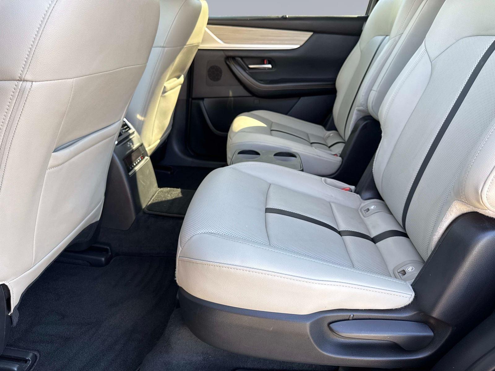 2024 Mazda CX-90 PHEV Preferred