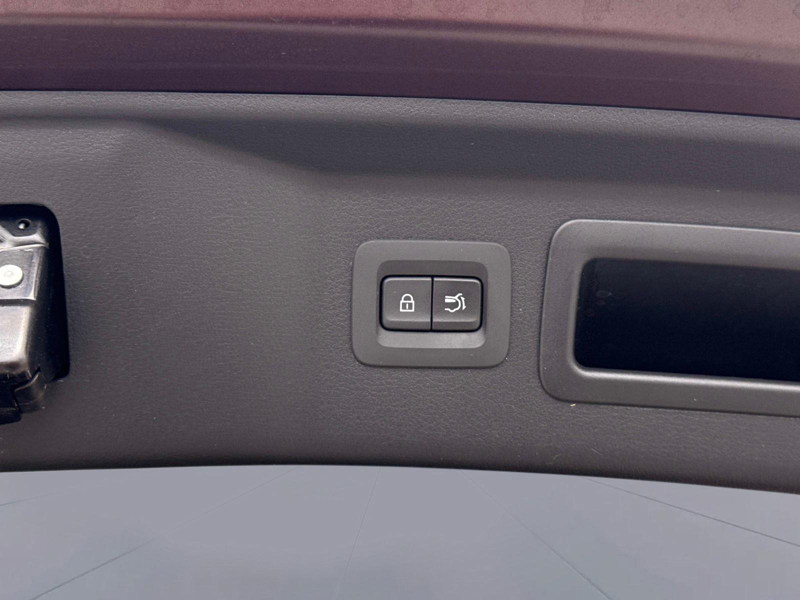 2024 Mazda CX-90 PHEV Premium