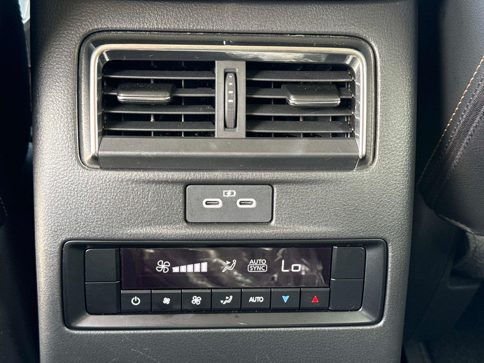 2024 Mazda CX-90 PHEV Premium