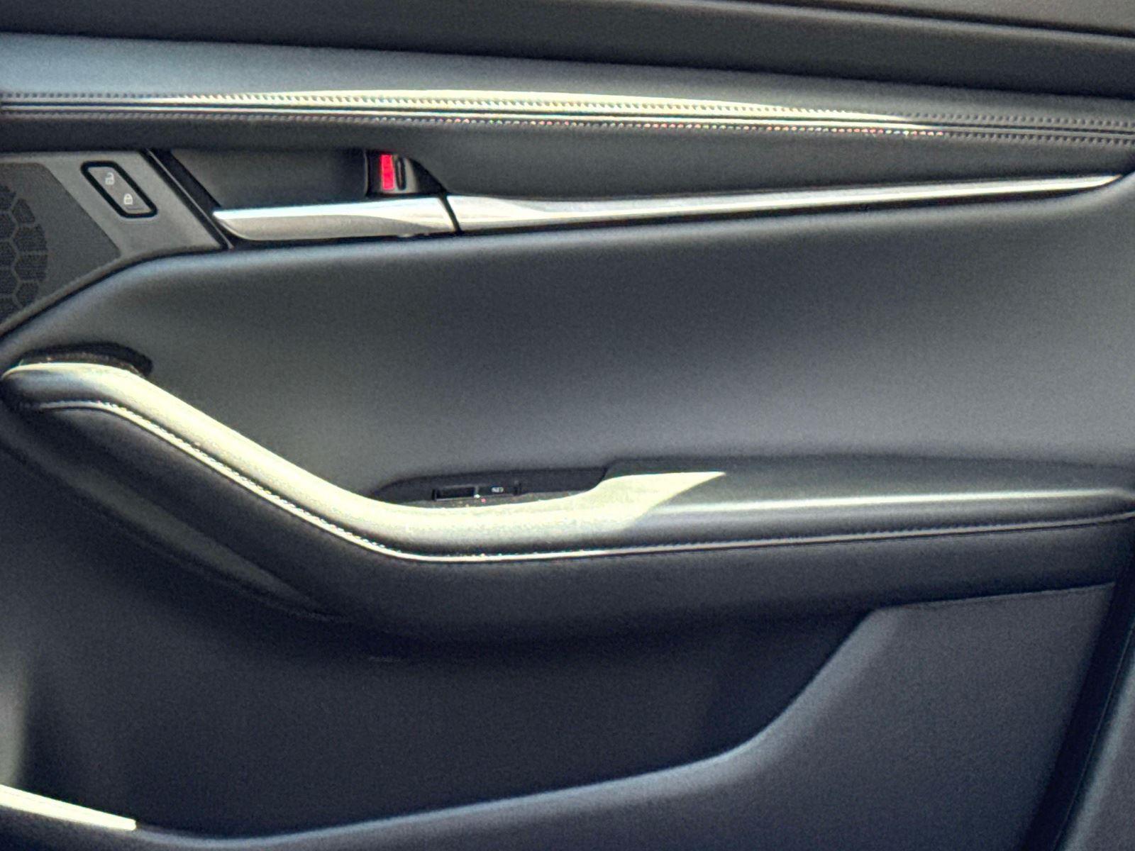 2026 MAZDA 3 SELECT SPORT