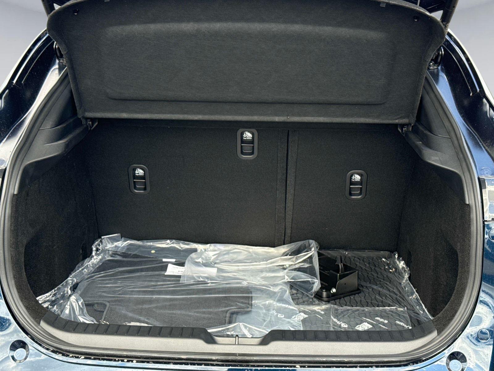 2026 MAZDA CX-30 PREMIUM