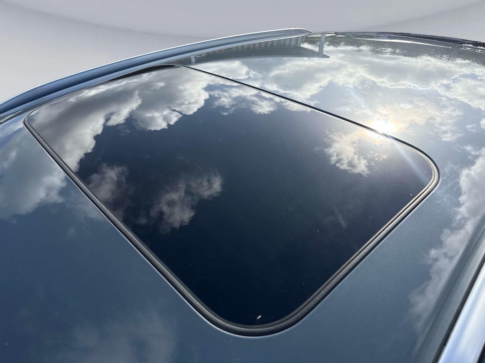 2025 MAZDA CX-30 Carbon