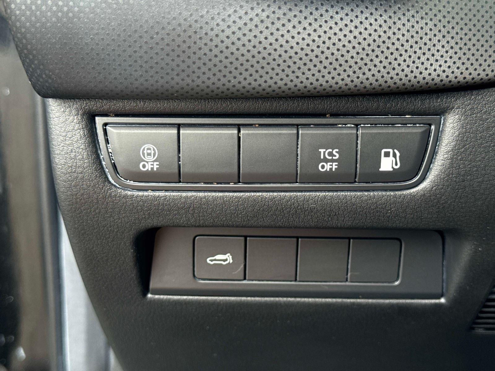 2025 Mazda CX-50 Hybrid Preferred Package