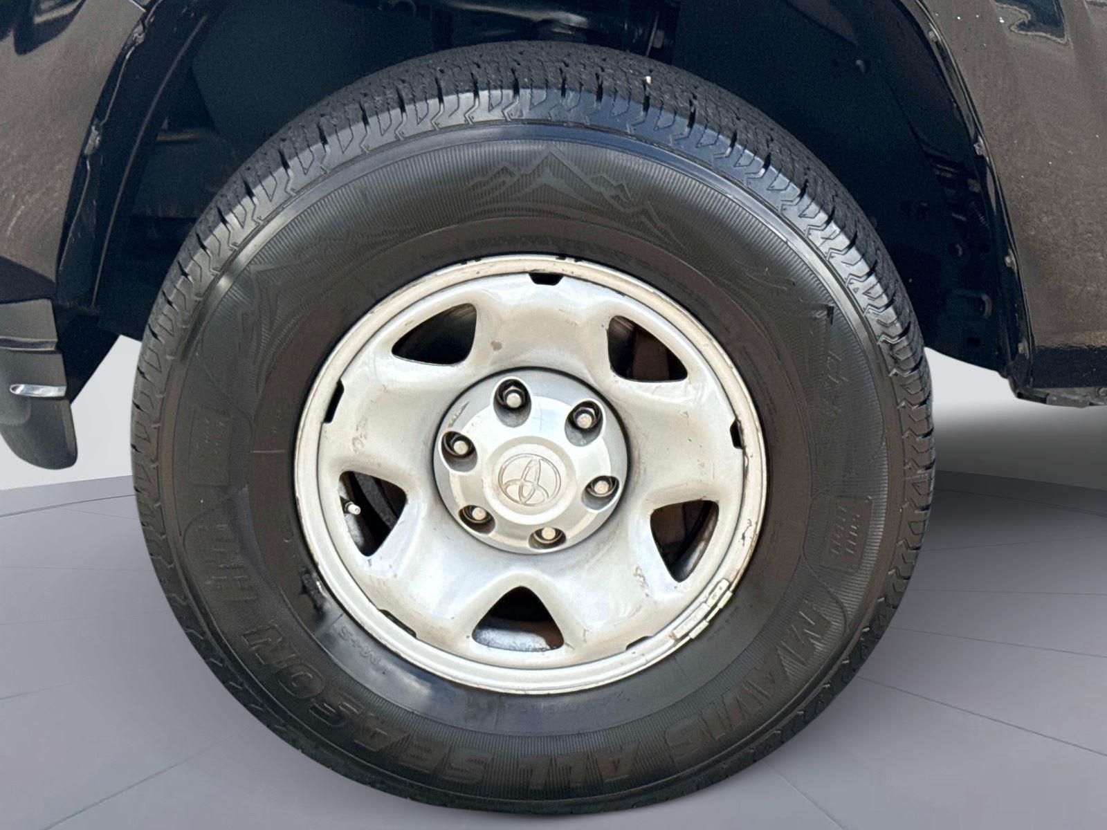 2016 Toyota Tacoma SR