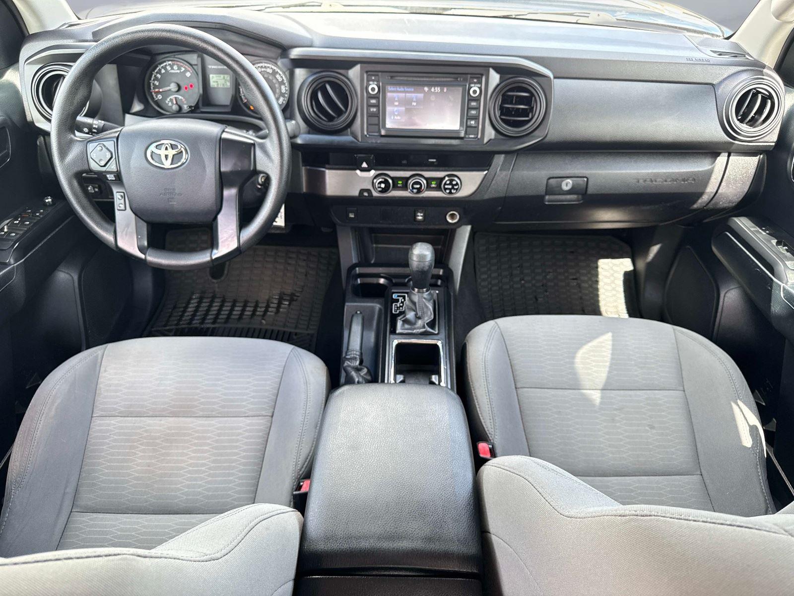 2016 Toyota Tacoma SR