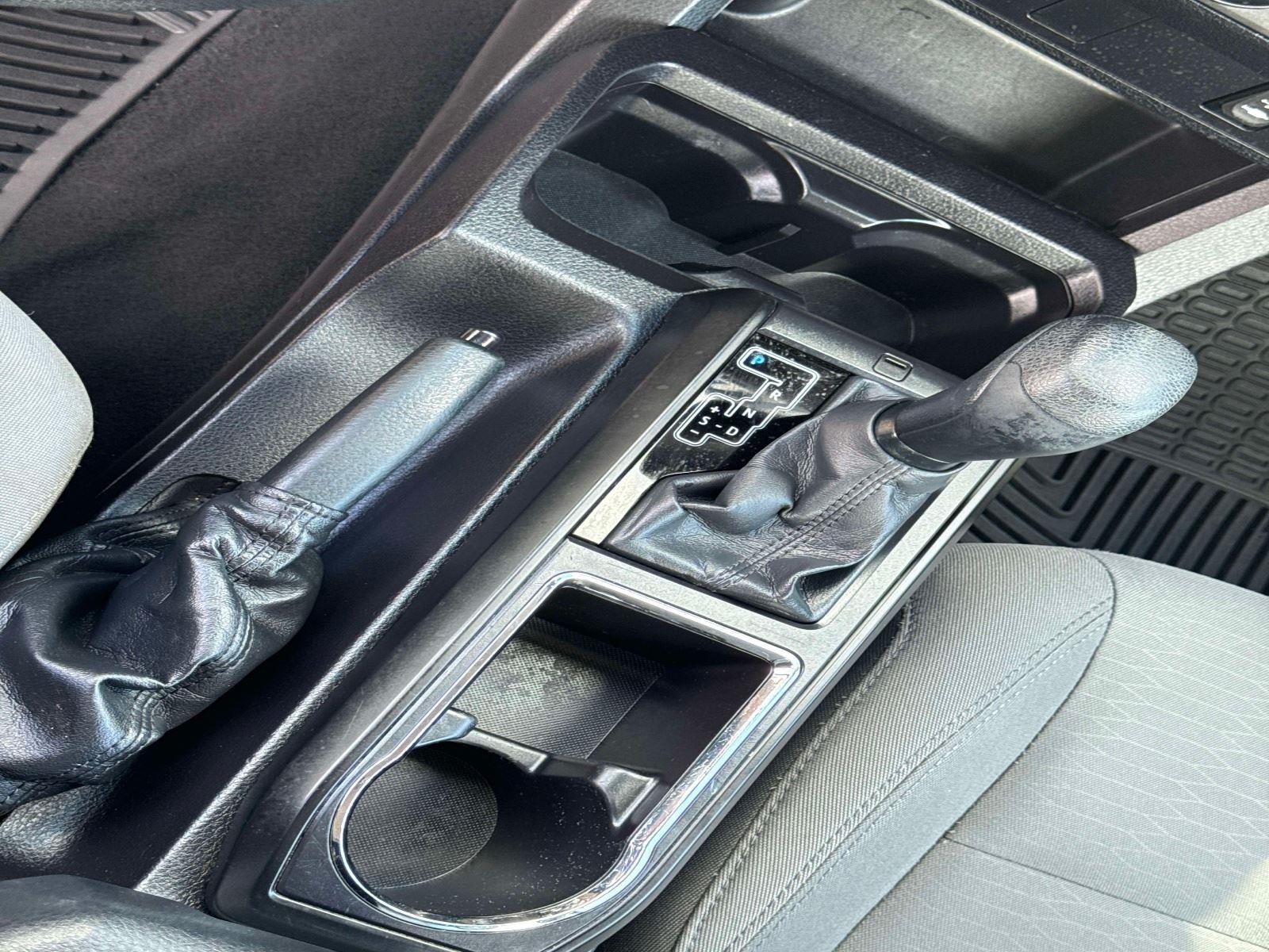 2016 Toyota Tacoma SR