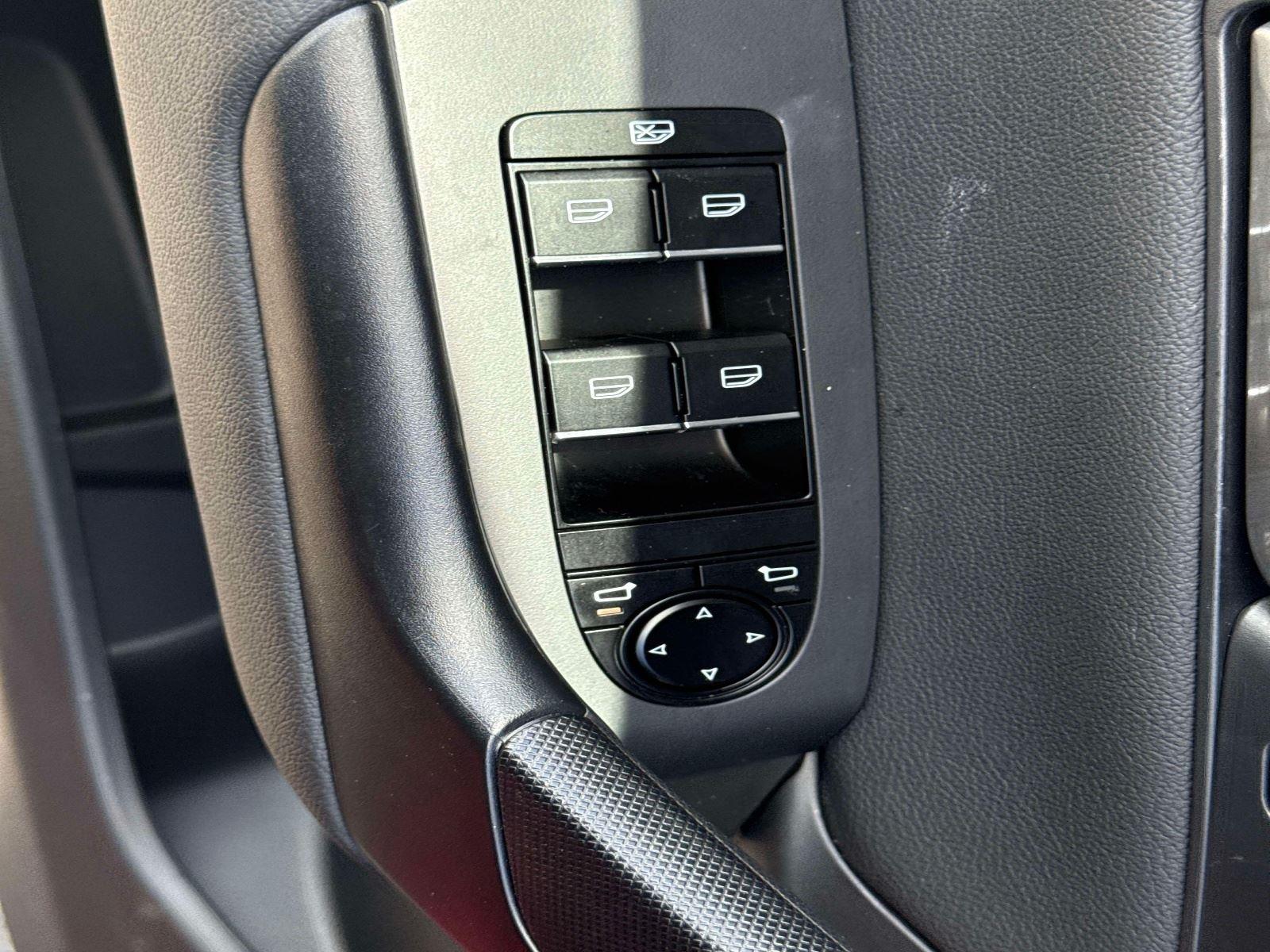 2025 Mazda CX-50 Hybrid Preferred Package