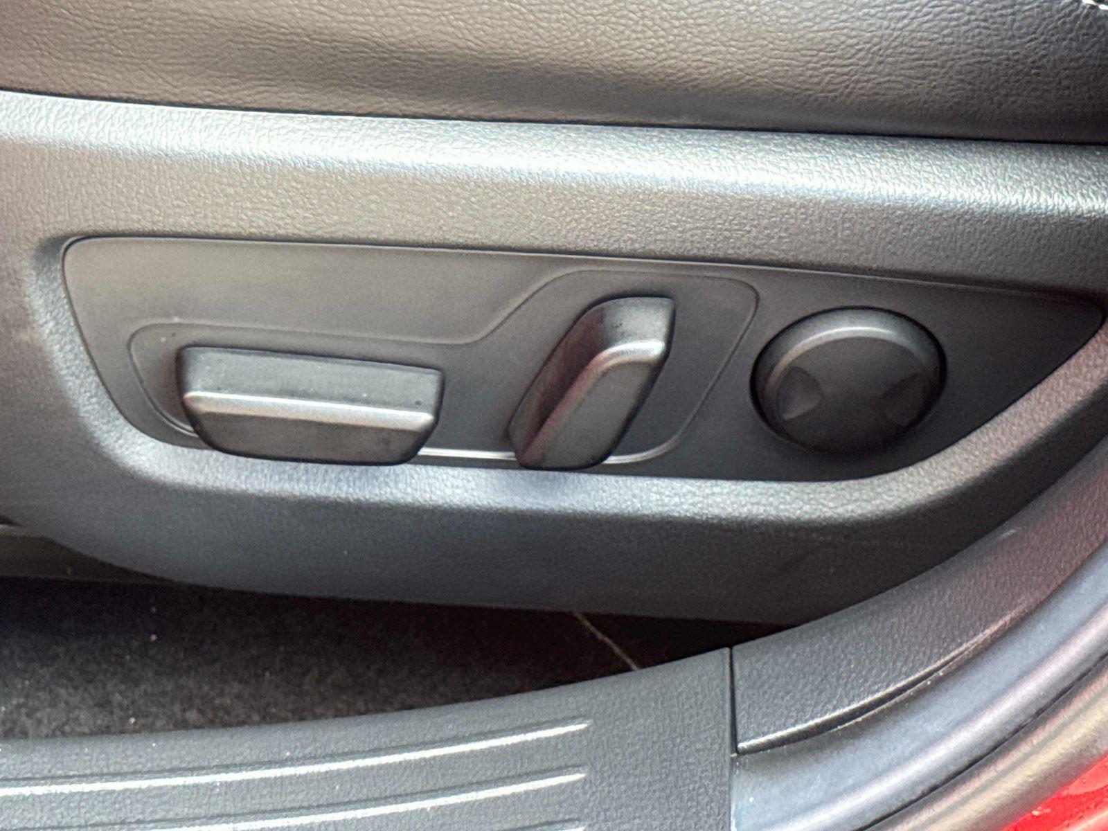 2025 Mazda CX-50 Hybrid Preferred Package