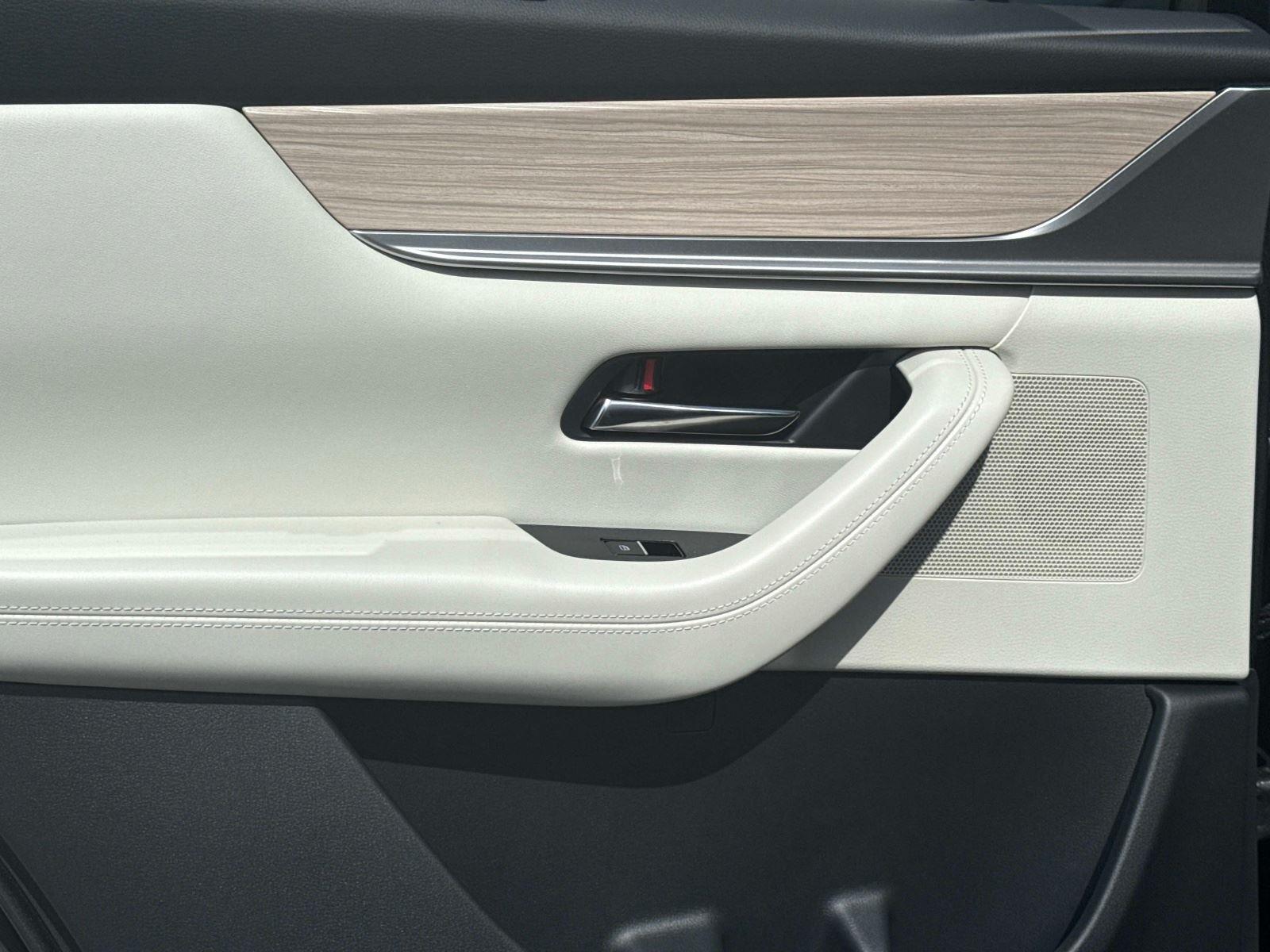2026 Mazda CX-90 PHEV Premium Plus