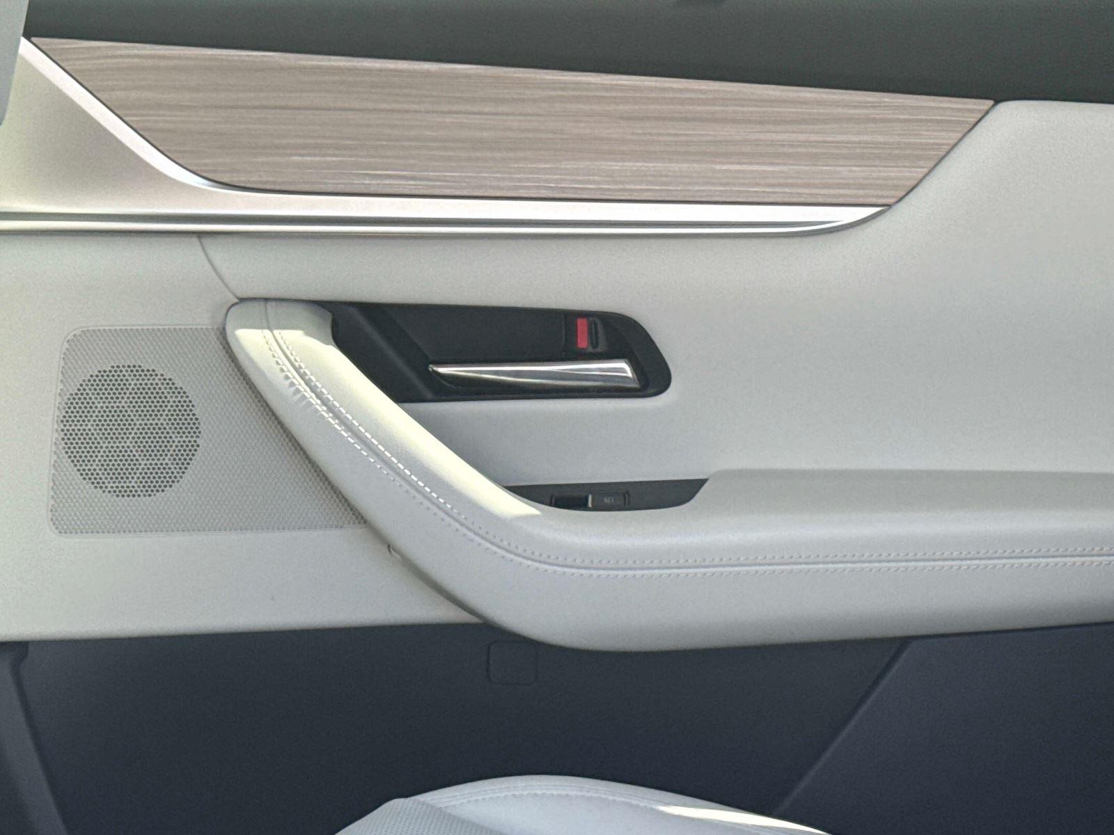 2026 Mazda CX-90 PHEV Premium Plus