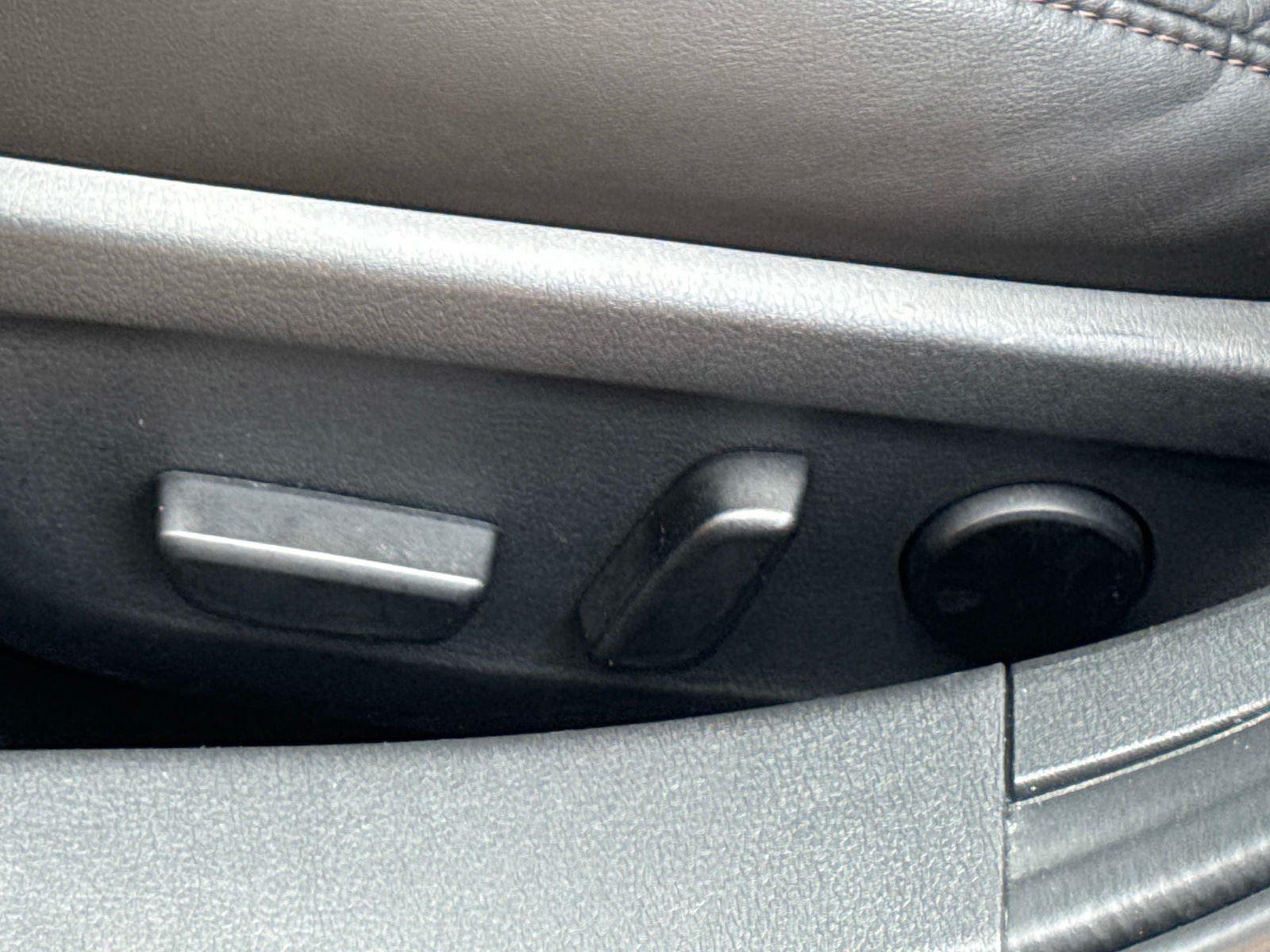 2023 Mazda Mazda3 Hatchback 2.5 S Preferred