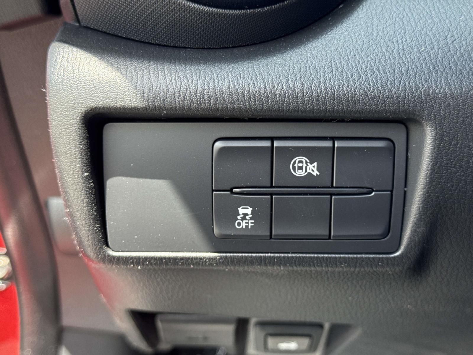 2026 Mazda MX-5 Miata Sport