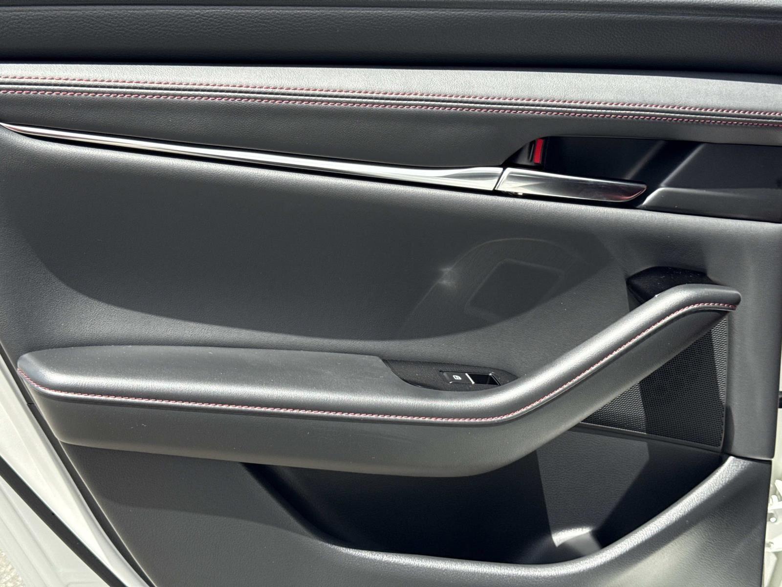 2026 Mazda Mazda3 Hatchback 2.5 S Carbon Edition