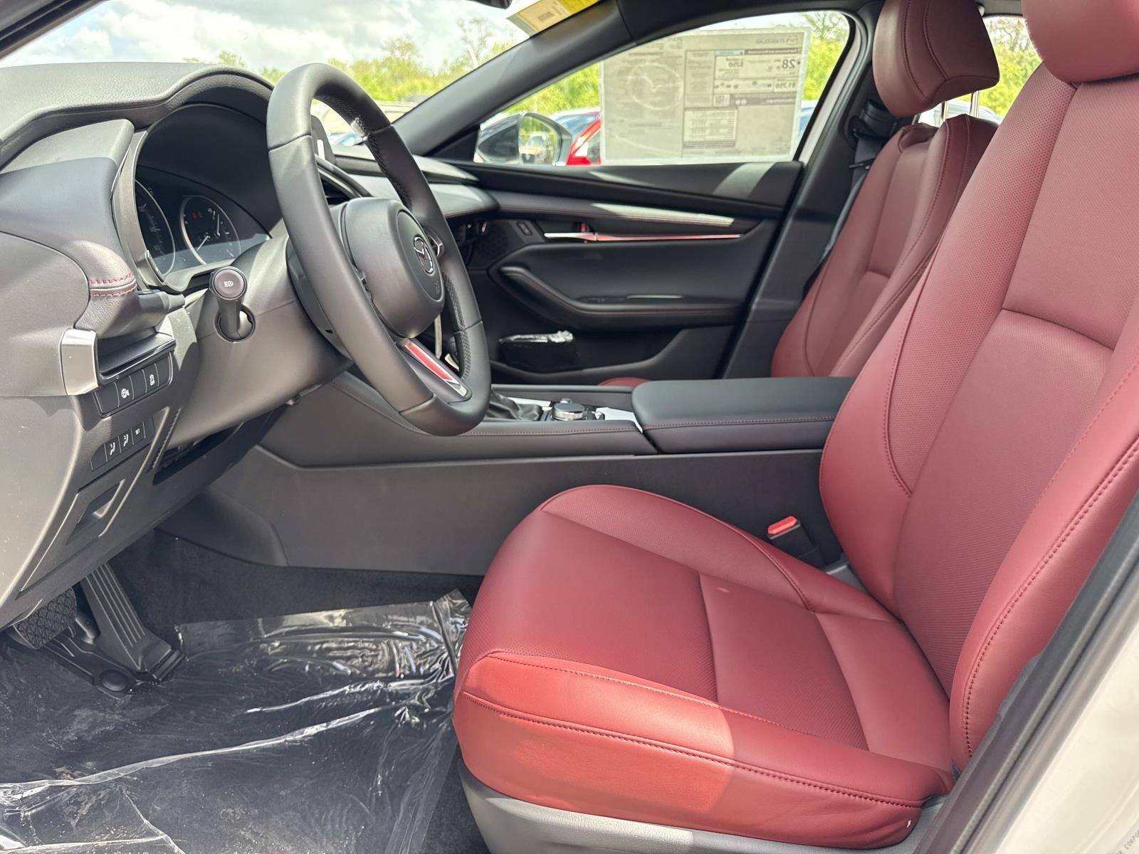 2026 Mazda Mazda3 Hatchback 2.5 S Carbon Edition