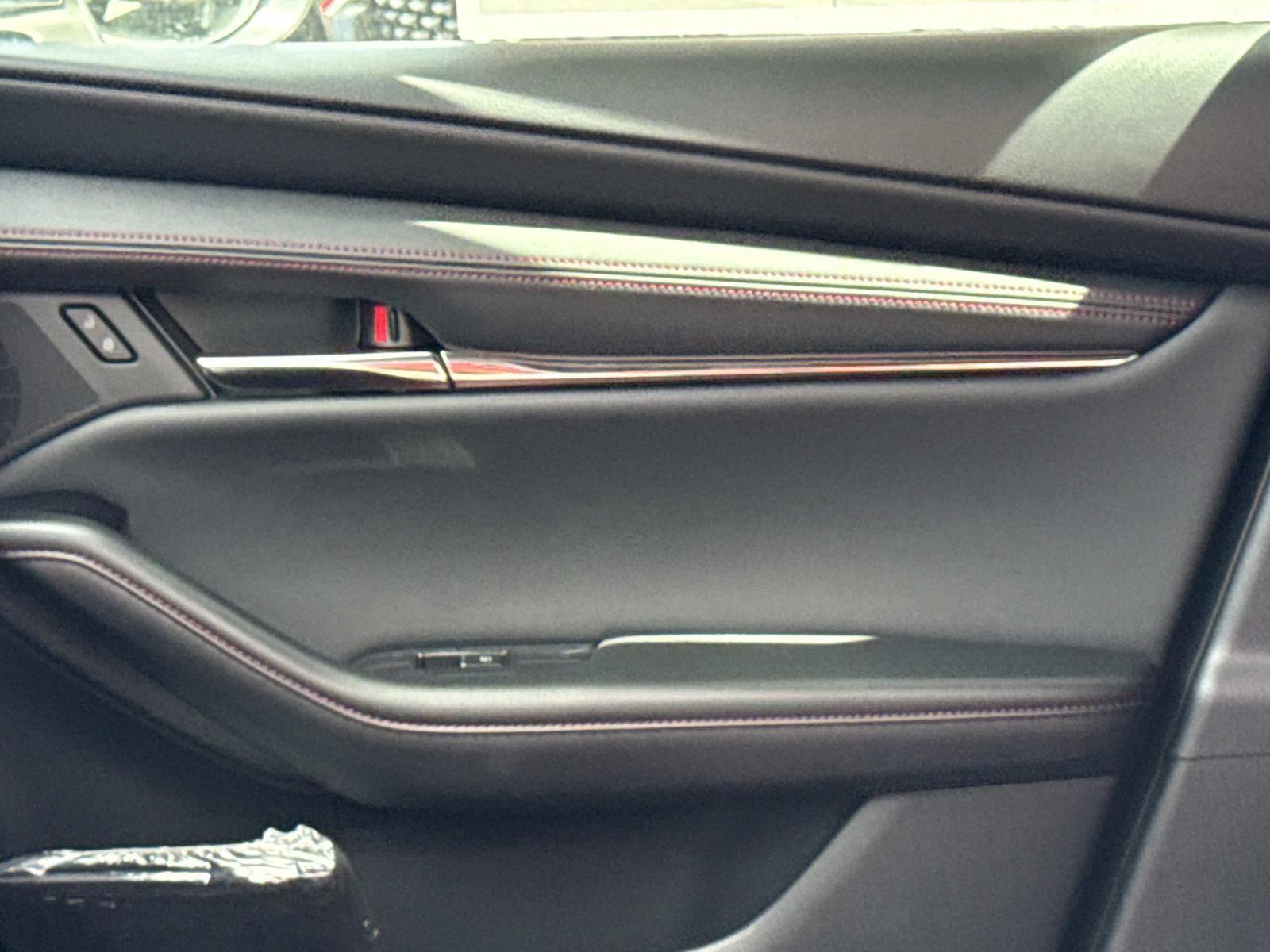 2026 Mazda Mazda3 Hatchback 2.5 S Carbon Edition