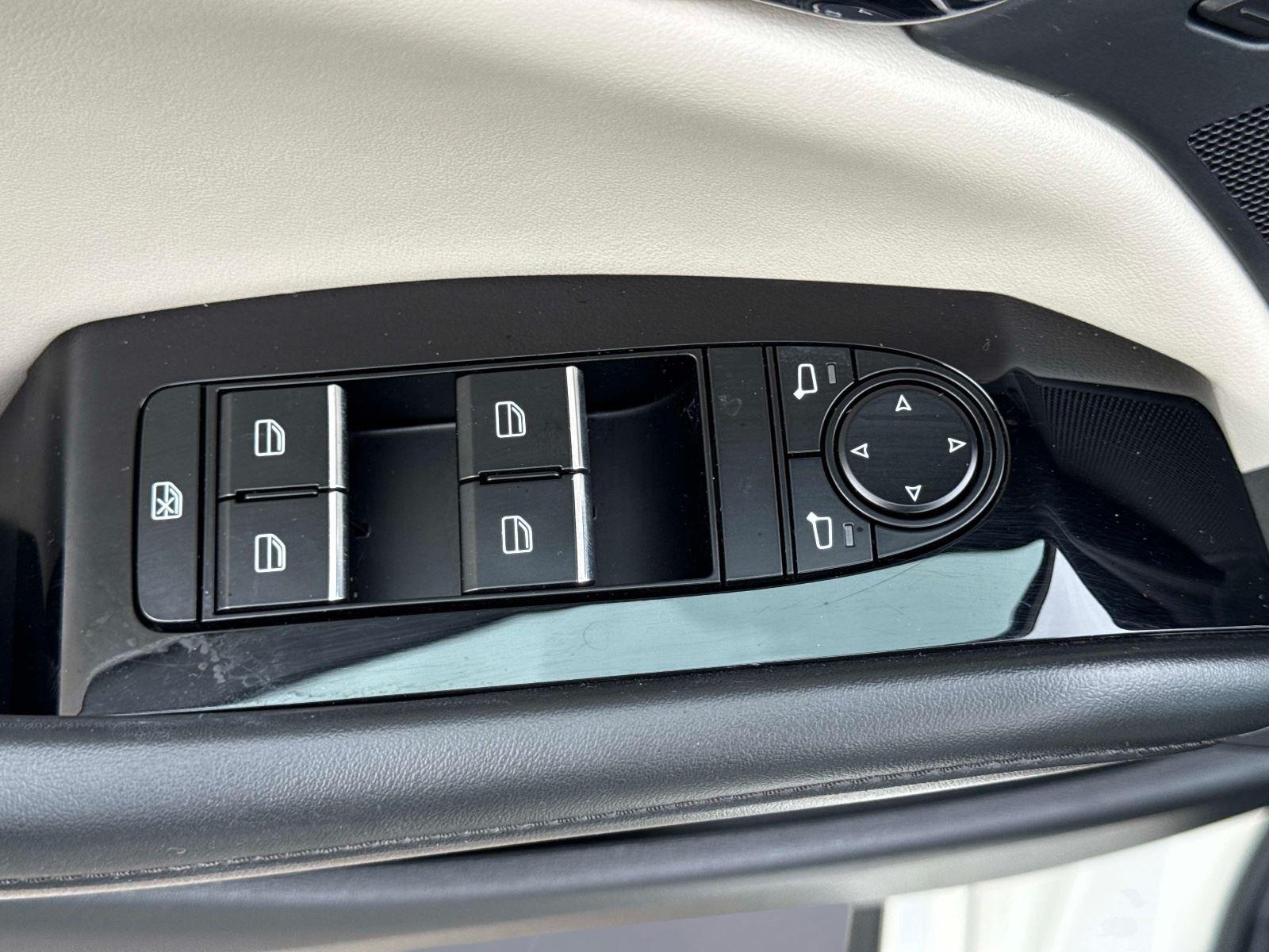 2023 Mazda Mazda3 Sedan 2.5 S Preferred